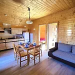 Hébergement de vacances New 5 With Infinity-pool By Interhome