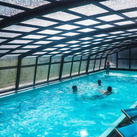 New 5 With Infinity-pool By Interhome Nyaraló