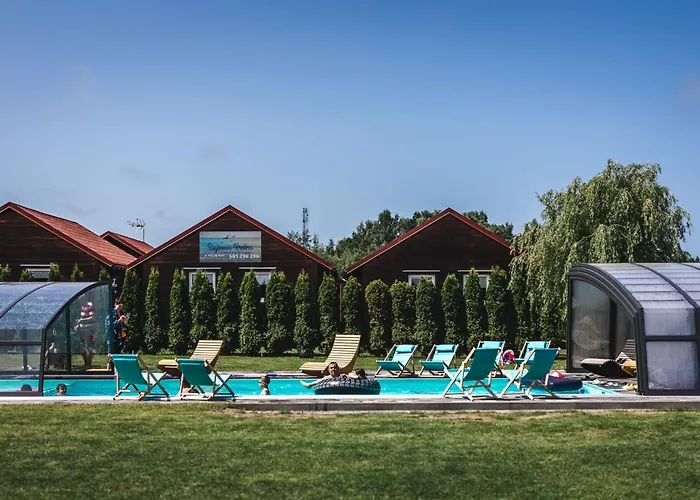 Nyaraló New 5 With Infinity-pool By Interhome